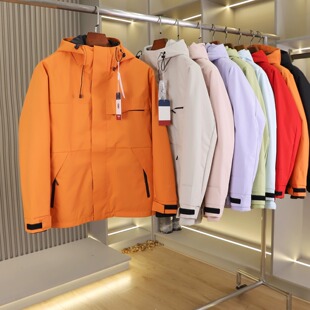 秋冬男士 山系户外风 连帽防风防水登山冲锋衣夹克外套 级别 千元