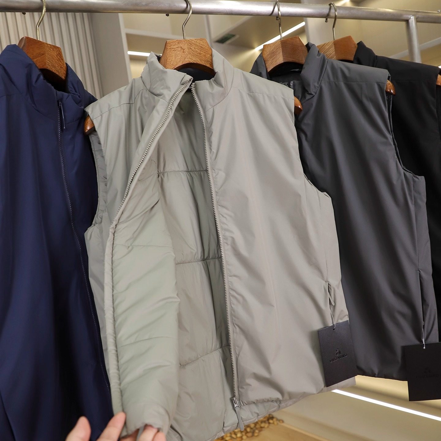 线下2000+！秋冬男士科技P棉防风抗寒加厚保暖轻便立领棉马甲外套,男装,常规马甲,淘宝优惠券,粉丝福利购,淘宝优惠卷