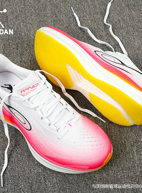 乔丹强风3TR跑步鞋男鞋2025新款软底回弹减震专业竞速运动鞋跑鞋
