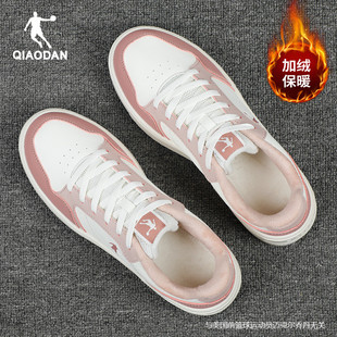 乔丹运动鞋女鞋2025新款冬季加绒保暖棉鞋官方旗舰店正品女士板鞋