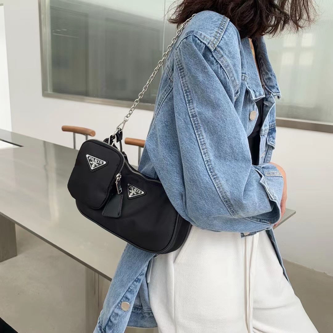 P家宽肩带链条腋下包女夏2024新款hobo尼龙三合一斜挎潮法棍包包