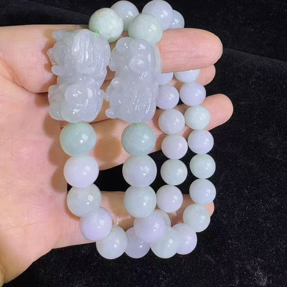 天然翡翠手串白玉圆珠貔貅