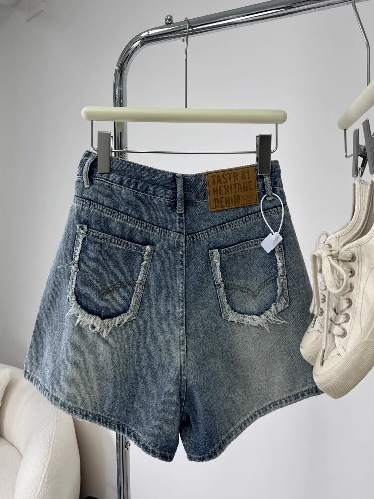 小众休闲牛仔短裤女新款大码胖mm宽松显瘦阔腿A字热裤口袋设计感