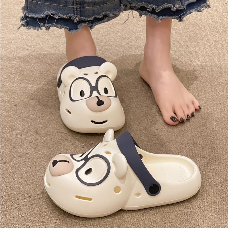 俏绘可爱眼镜熊厚底防滑洞洞鞋
