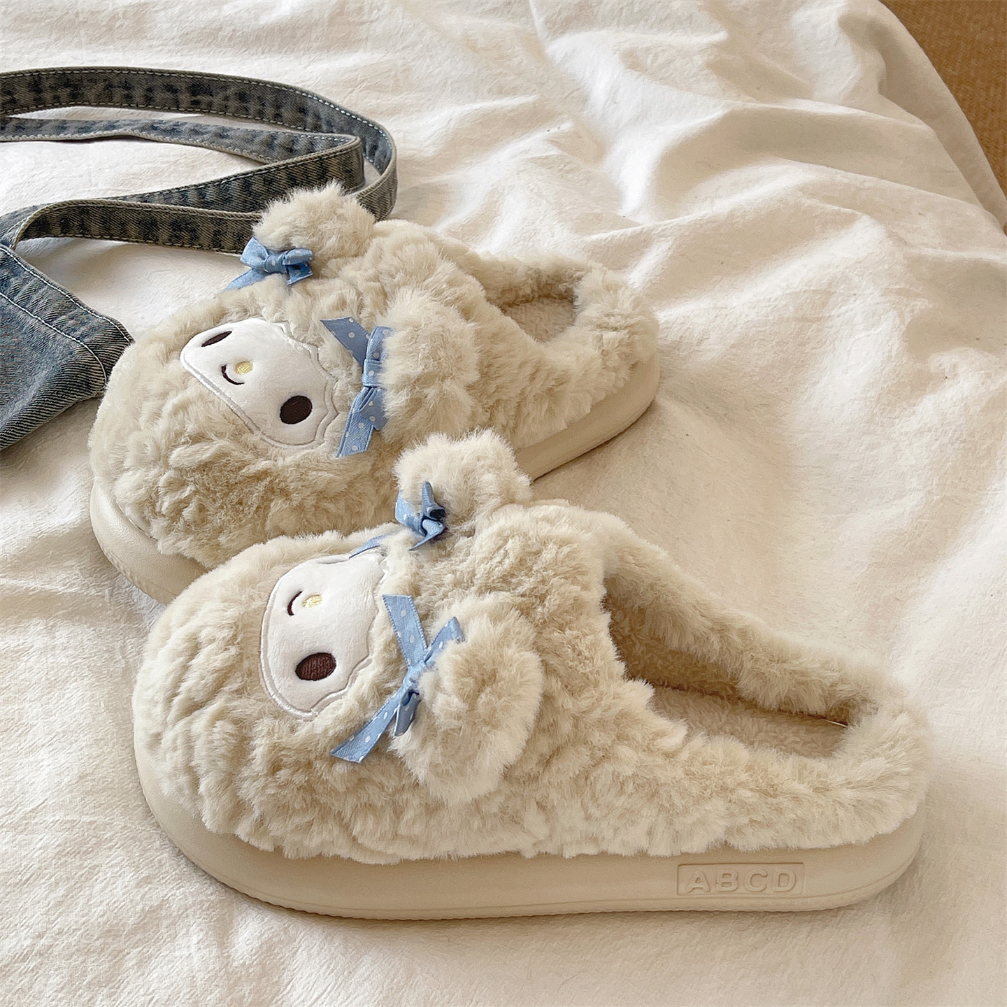 可爱蝴蝶结小羊厚底棉拖鞋