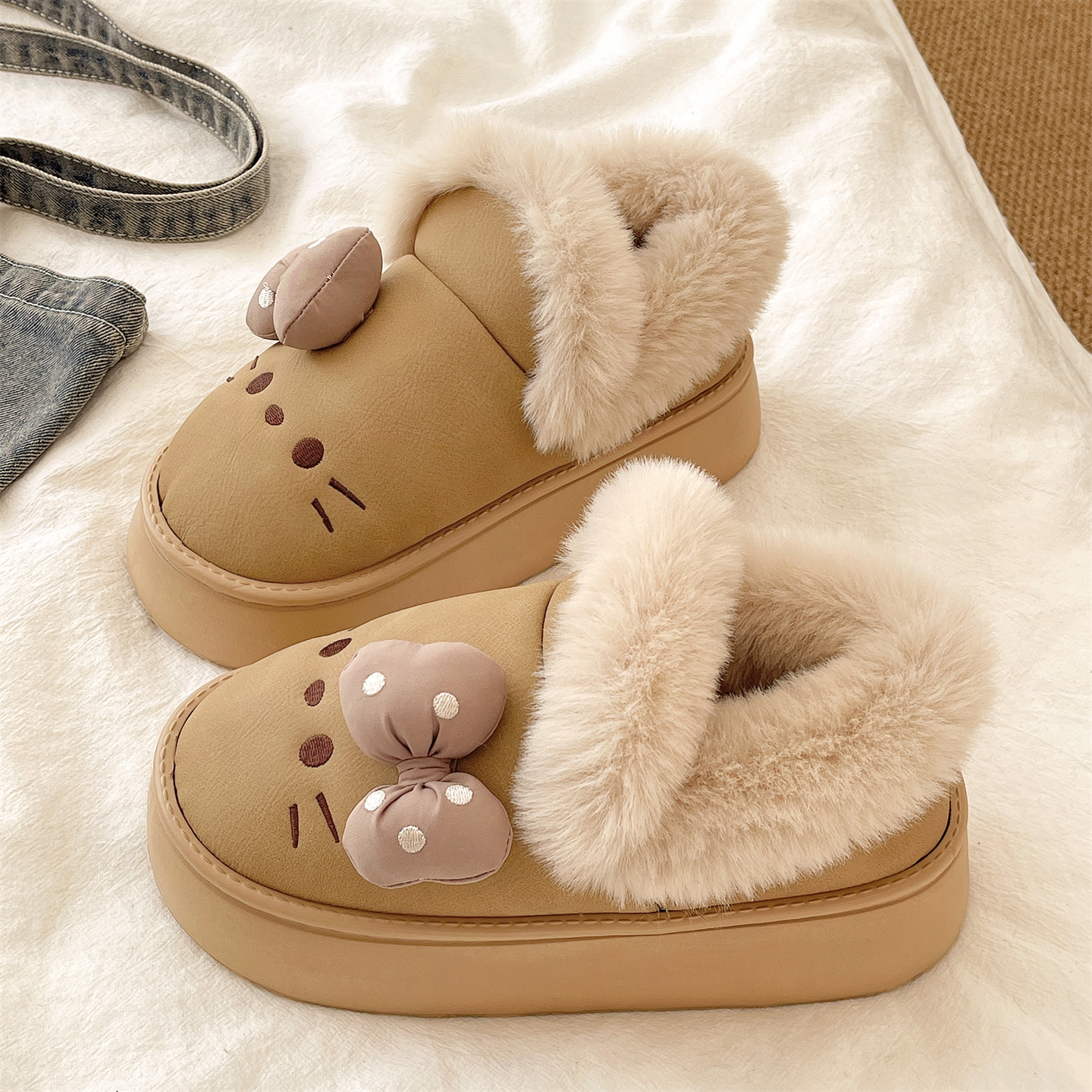 可爱蝴蝶结猫咪包跟棉拖鞋