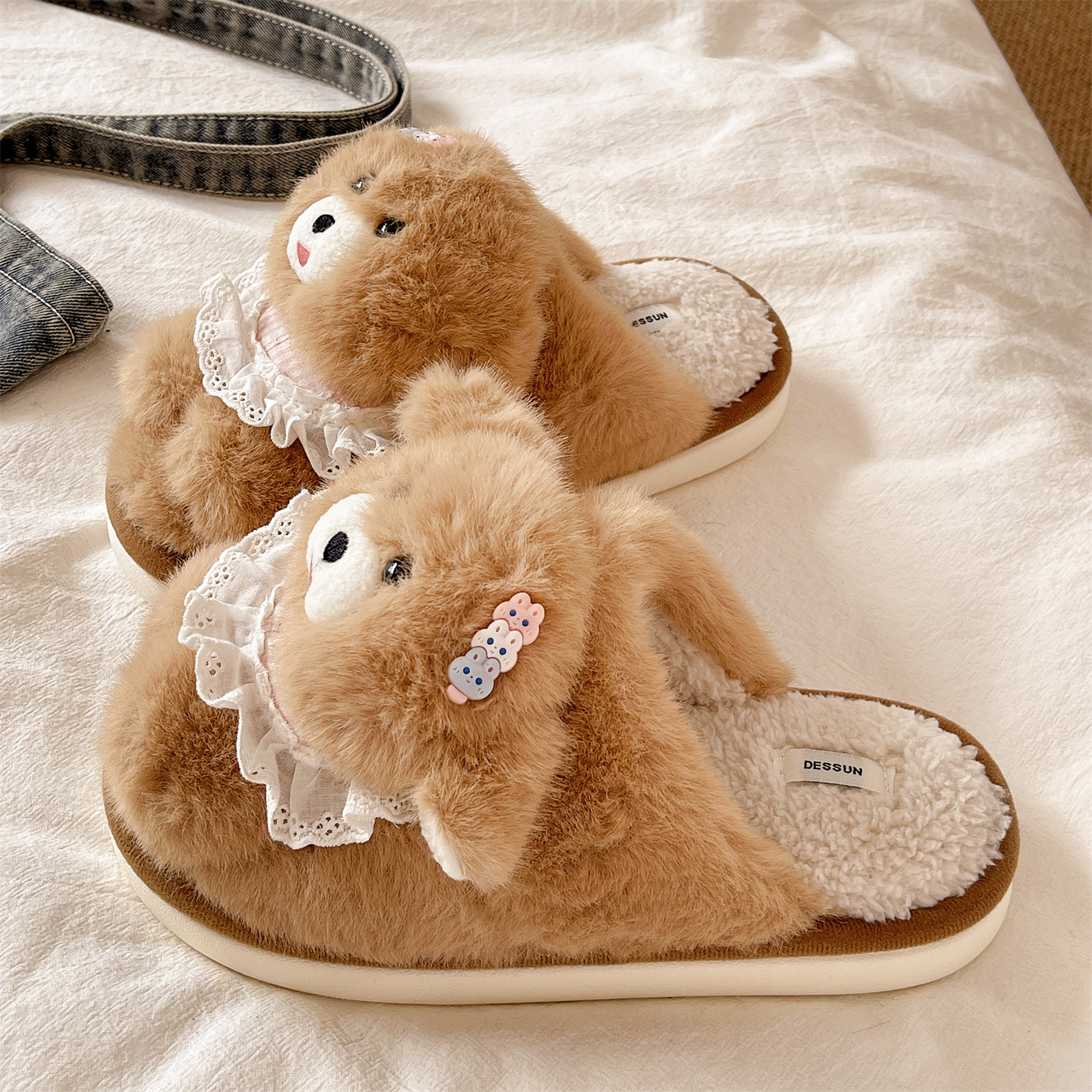 可爱围裙小狗软底毛毛拖鞋