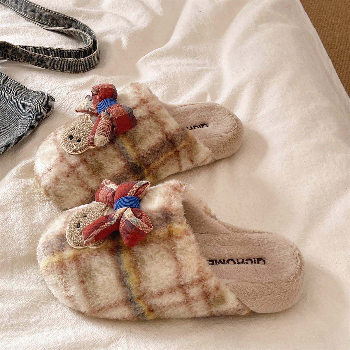 蝴蝶结小熊软底保暖毛毛拖鞋