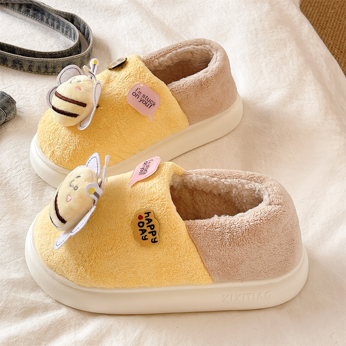 可爱小蜜蜂厚底包跟棉拖鞋