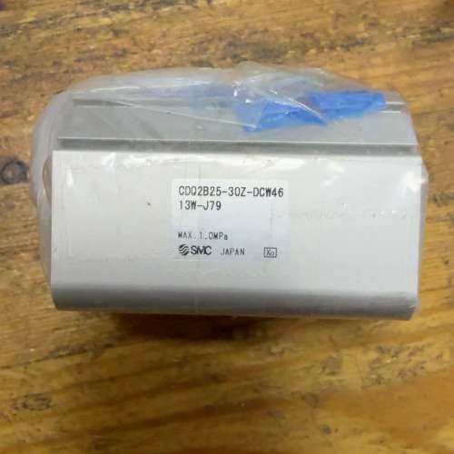 议价维修全新正品SMC气缸CDQ2B25-30Z-DCW4613W