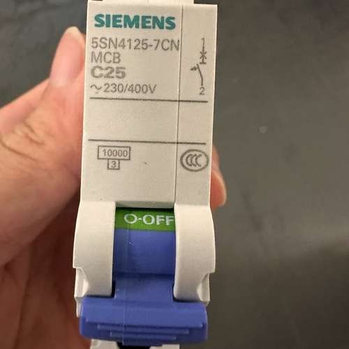 议价维修西门子断路器1 p 25A 型号为 5SN4125-7CN
