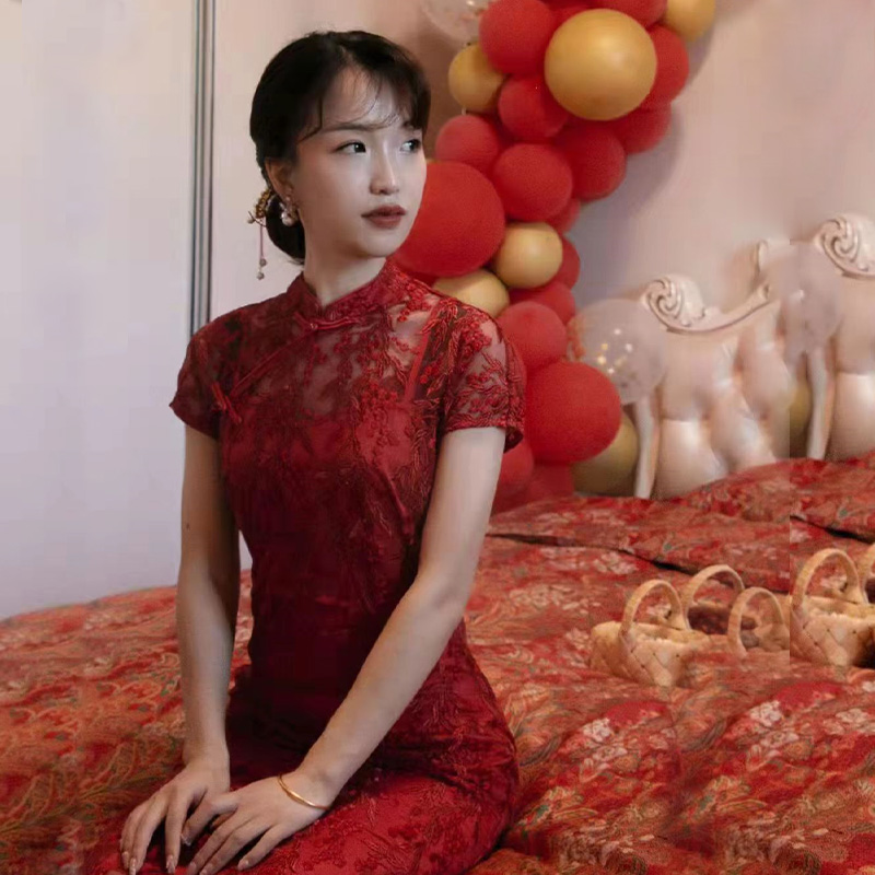 槿爷刺绣改良旗袍敬酒服