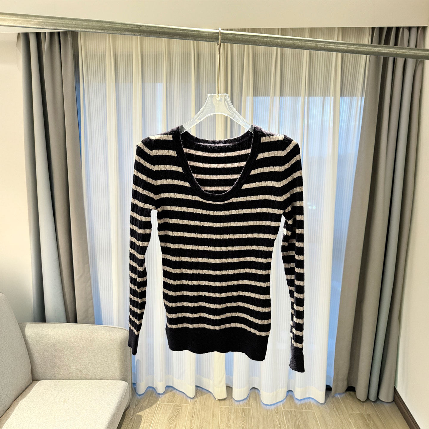 XIWA欧洲站新品甜美学院风撞色条纹上衣U型领修身显瘦麻花针织衫