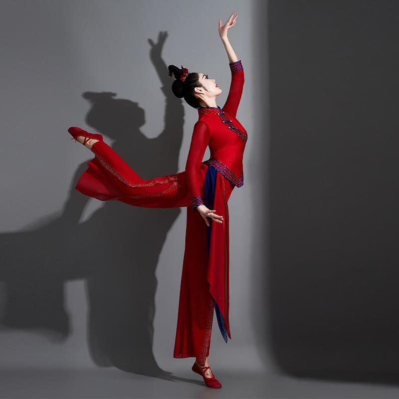 胶州秧歌剧目服舞蹈服女2025新款民族腰鼓打鼓扇子舞演出服古典舞