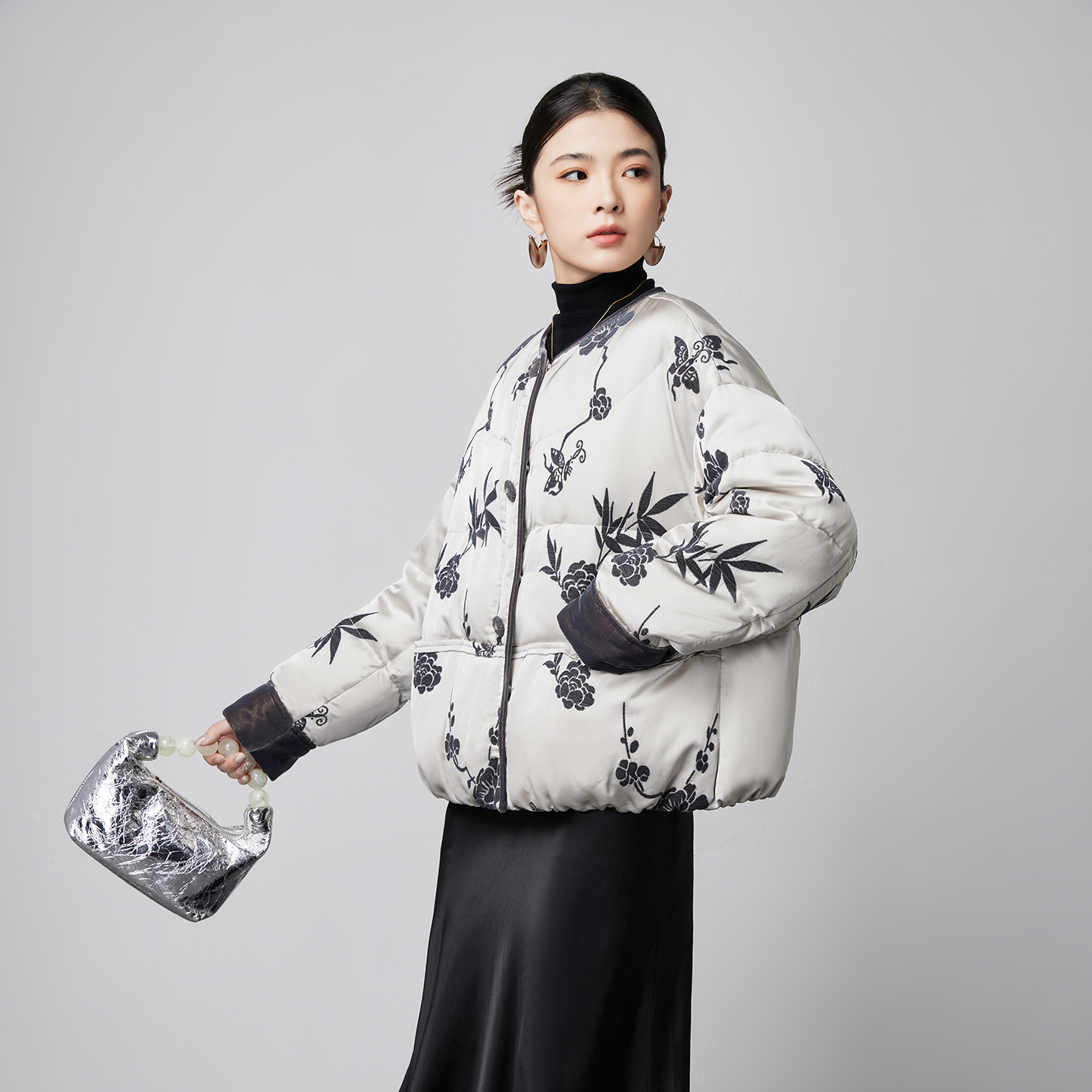 格媞人丝国风鹅绒服女2025新款
