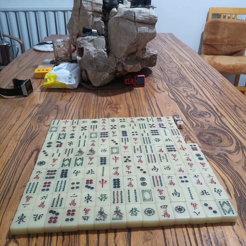 议价麻将，老物，收藏品，少见手刻版，136张。
