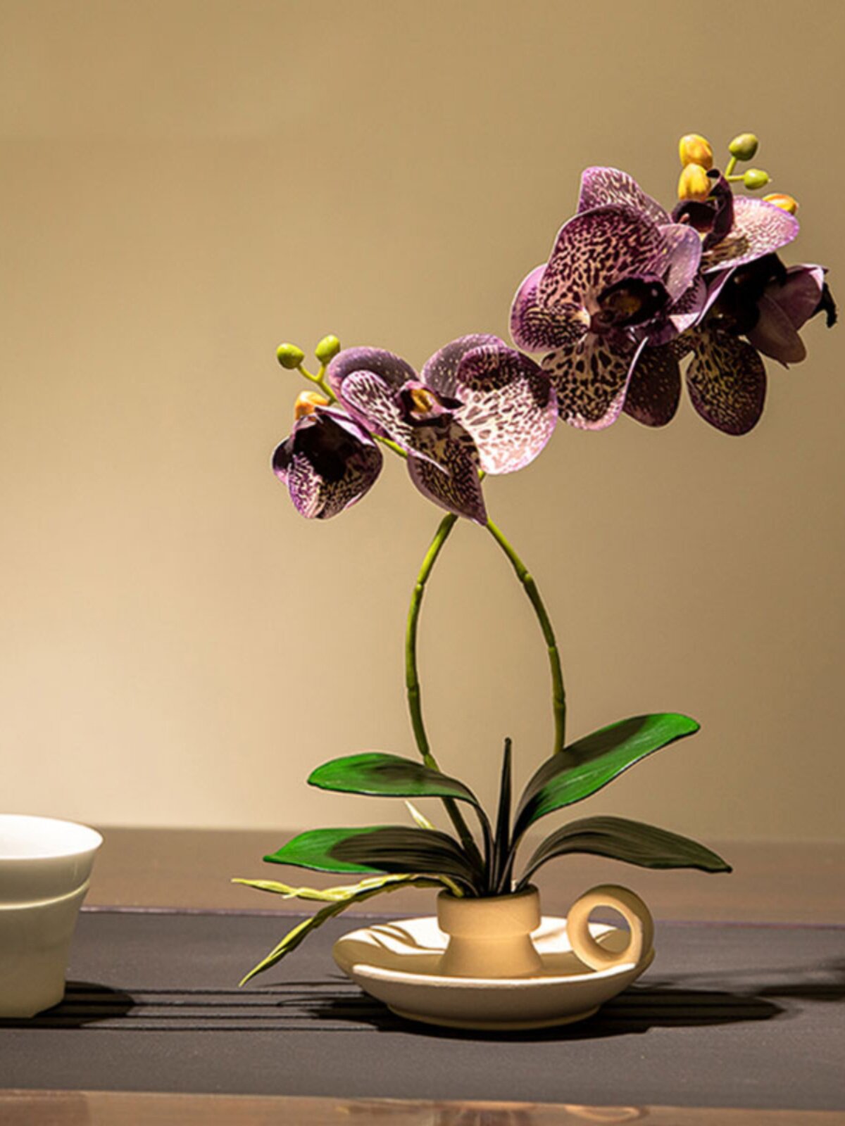 高级彷生花餐桌摆件紫色蝴蝶兰彷真花新中式国风博古架茶桌装饰品