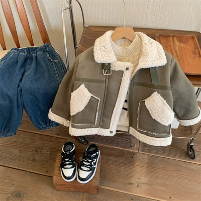 儿童加绒冬装皮毛一体鹿皮绒外套