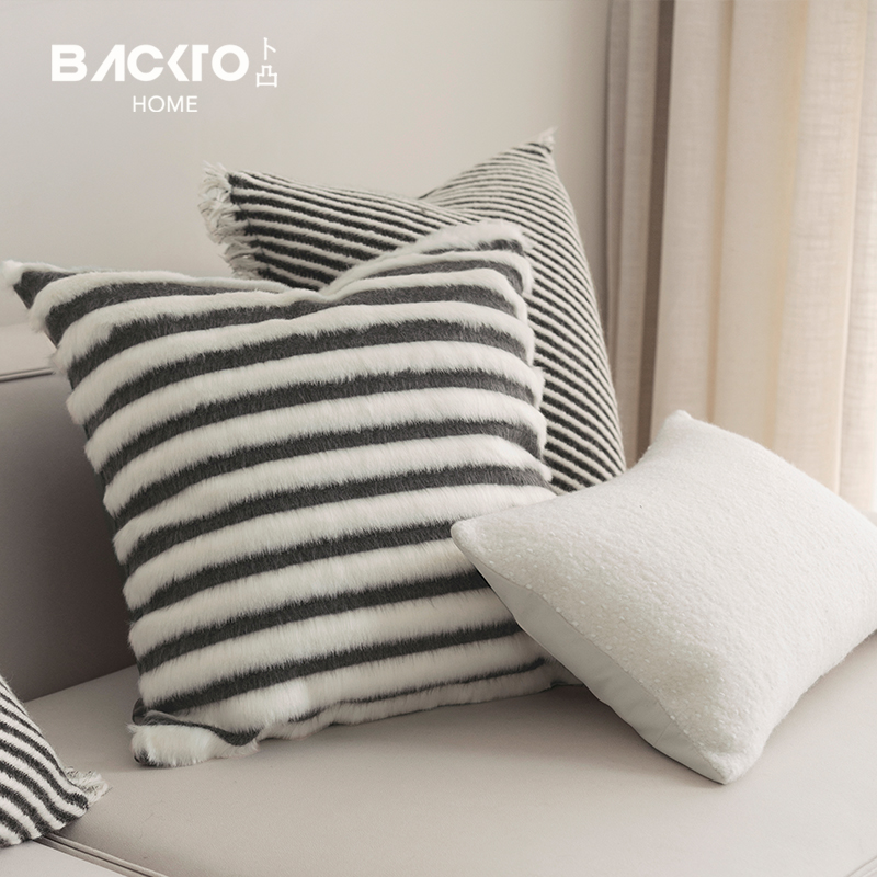 BACKTO卜凸家居现代轻奢灰白抱枕