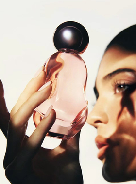 kylie jenner香水Cosmic金小妹凯利血橙雪松甜美少女花香小样小众