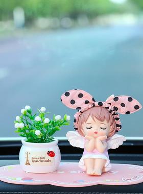 汽车饰品树脂摆件卡通娃娃安妮女孩女生款公仔中控台车载装饰用品