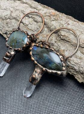 跨境闪光石不定形白水晶六角柱组合古铜毛衣链吊坠珠宝轻奢风