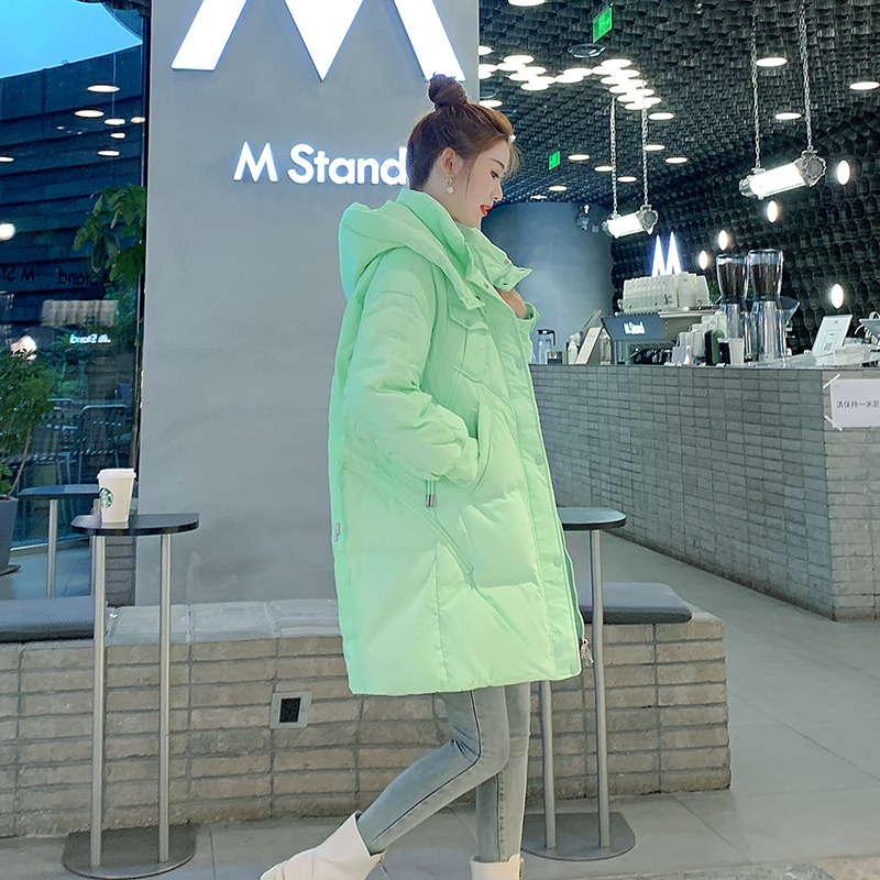 今年流行设计感羽绒服小个子显瘦