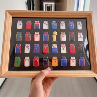 本华莱士大本球衣徽章相框球迷周边礼物创意桌面摆台挂框pin胸针