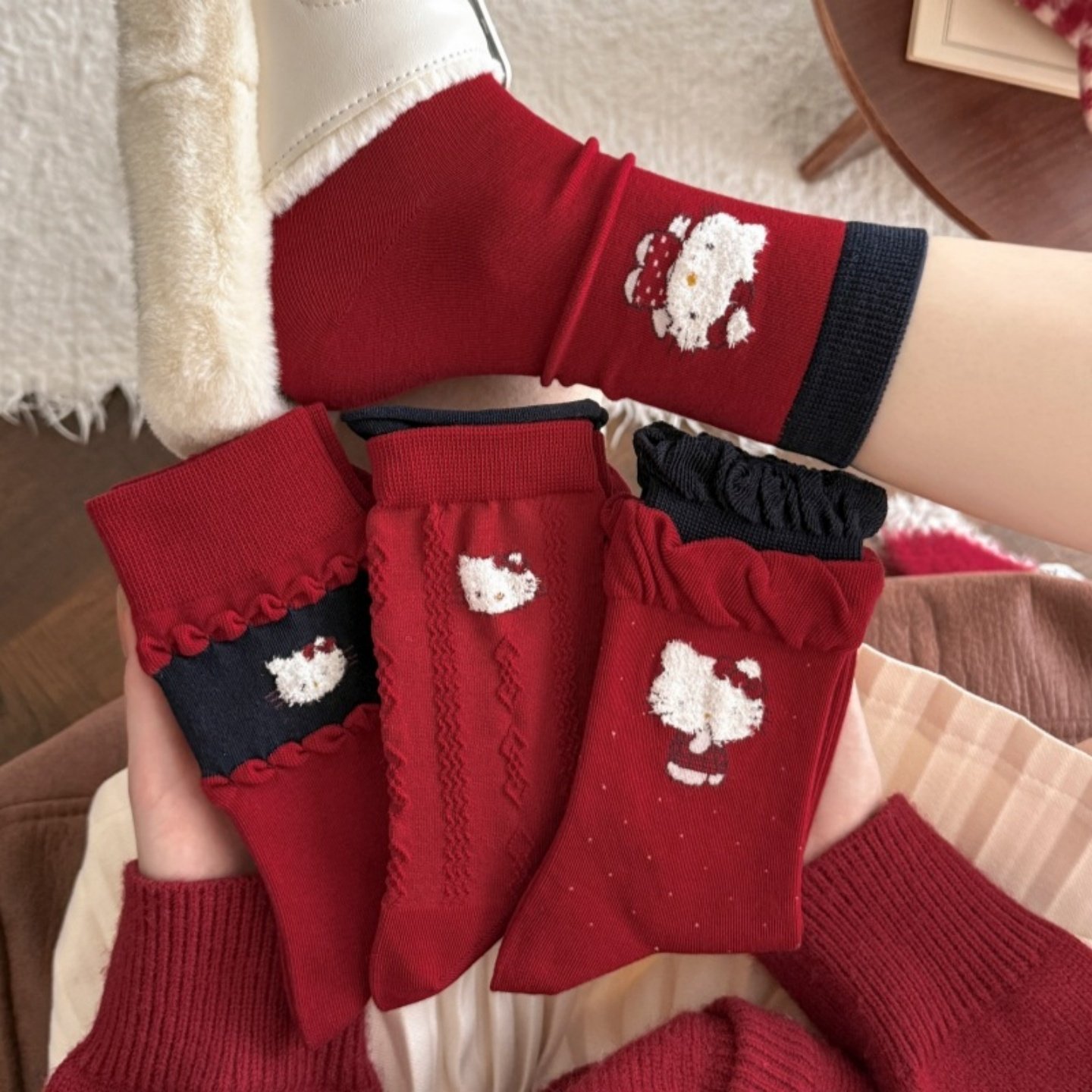 马年新年本命年可爱植绒猫咪红袜