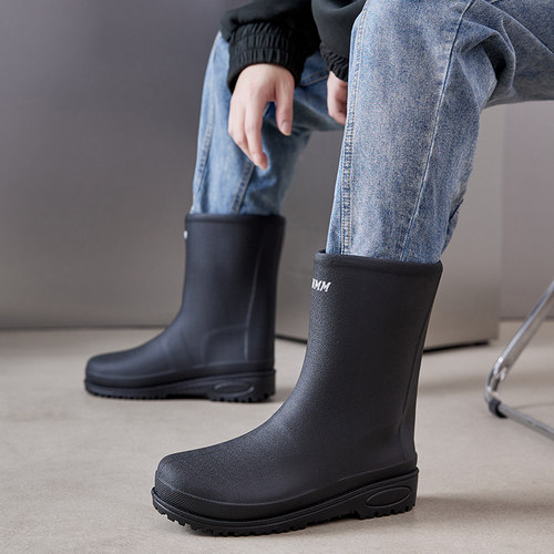 德系防滑雨靴男款中筒防水防滑