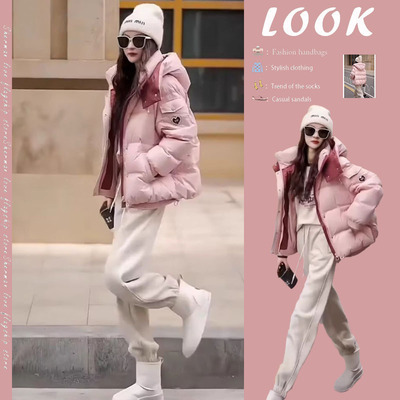 俏丝蔓小众学院风羽绒服