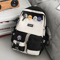 Черный с белым знаком