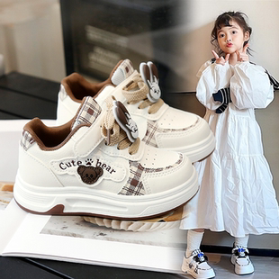 中大童女孩卡通新年板鞋 女童鞋 儿童皮面公主运动鞋 春季 子2026新款
