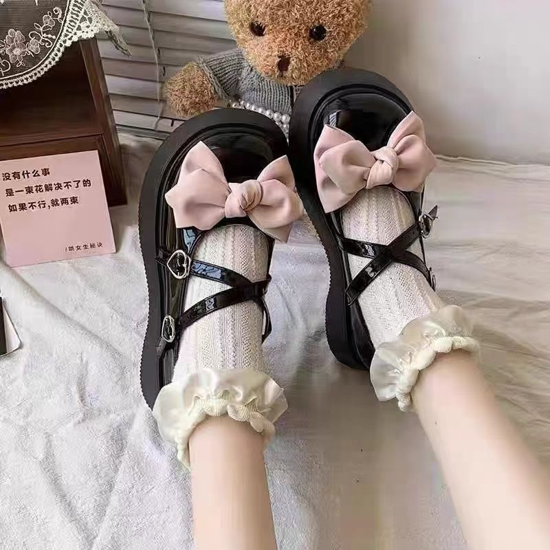 日系洛丽塔甜酷厚底玛丽珍女童