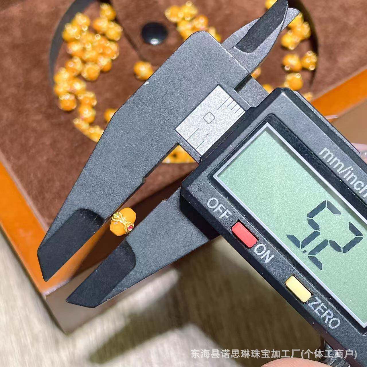 蜜蜡老腊大米珠镶嵌金沙金腰带配饰配珠隔珠散珠手串搭配配饰