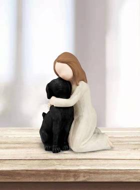 跨境新品女孩抱狗摆件创意家居桌面装饰品树脂工艺品小摆件现货