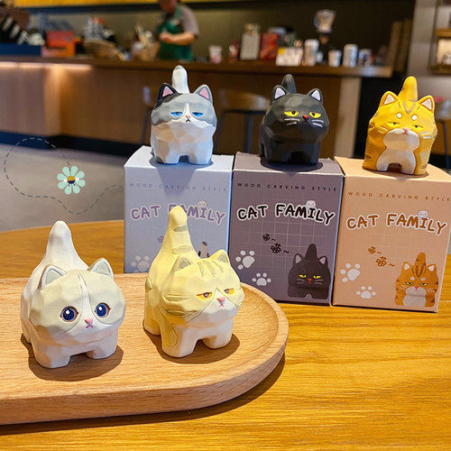 百茂木雕风站姿猫猫桌面摆件