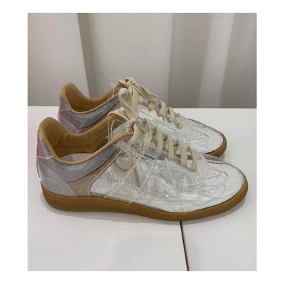 Maison Margiela 马丁·马吉拉     透明系带德训球鞋  S39WS00