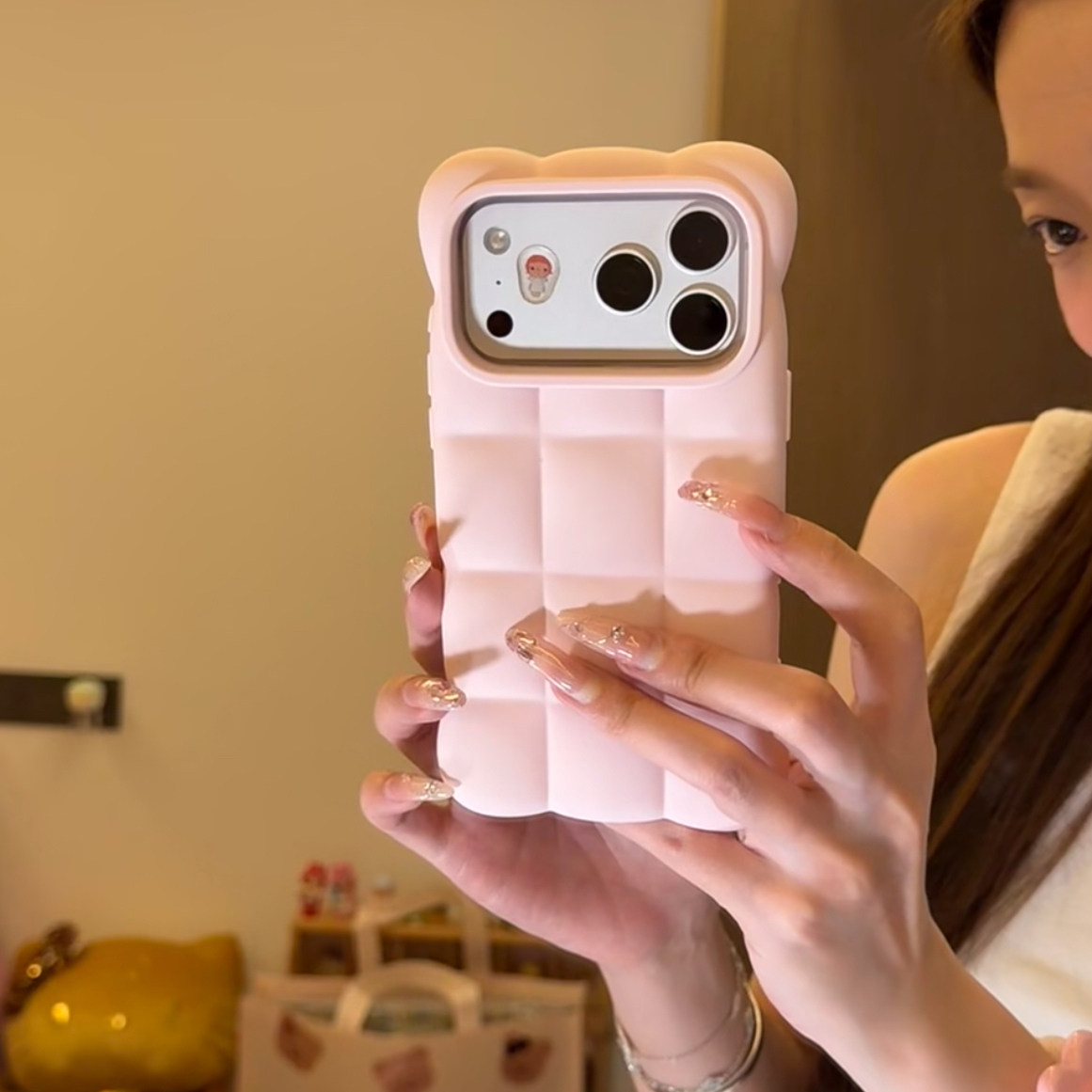 美牧韩系ins云朵泡芙方块纯色适用苹果18promax手机壳iphone17pro新款15女14pro液态硅胶16pro全包防摔手机套图片