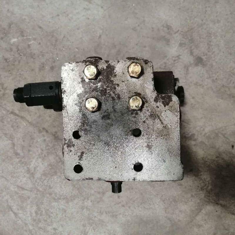 适用福田雷沃欧豹 泰山拖拉机304 354 404 504 524 554分配器总成