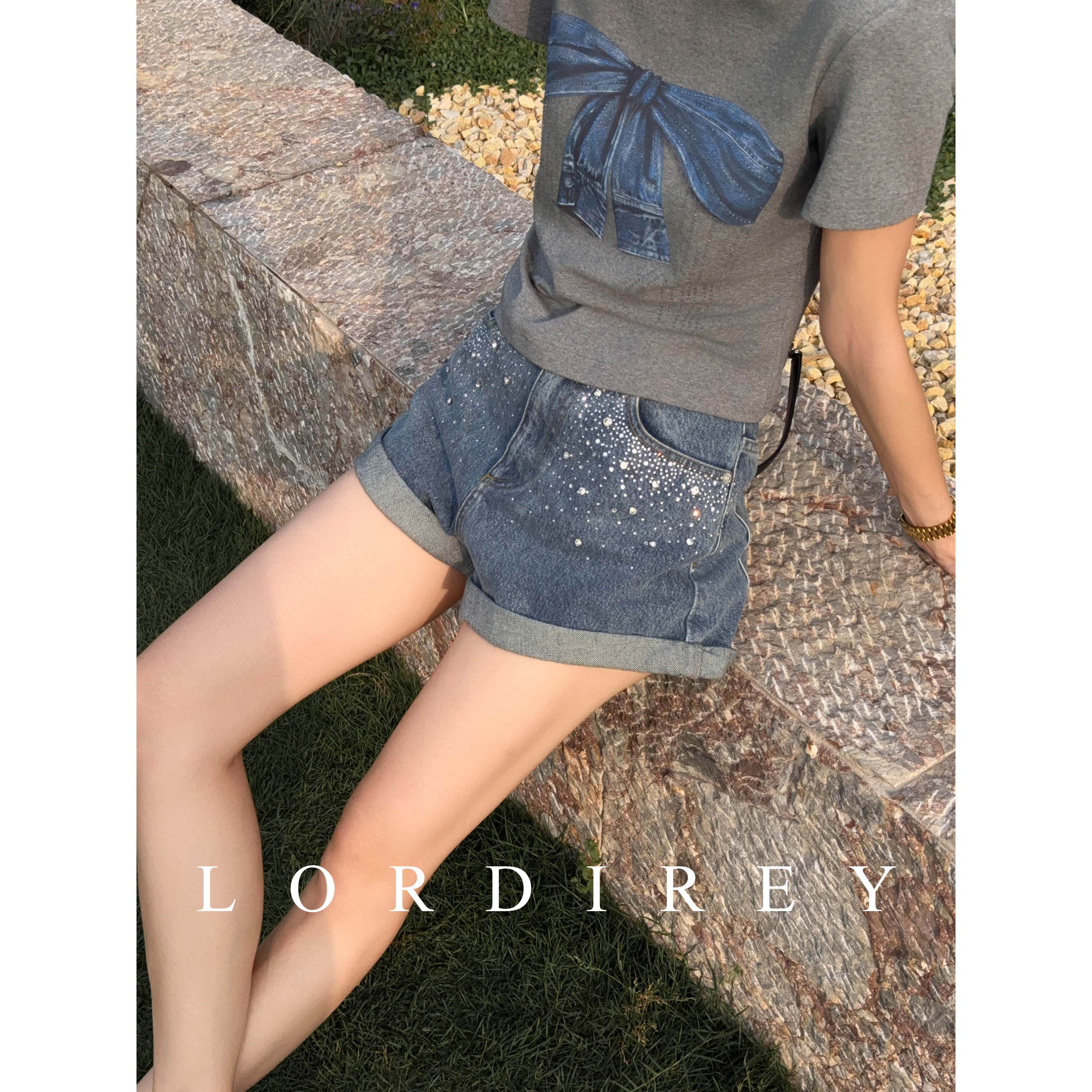 LORDIREY/【繁星】烫钻设计高腰卷边牛仔短裤女显高显瘦百搭热裤