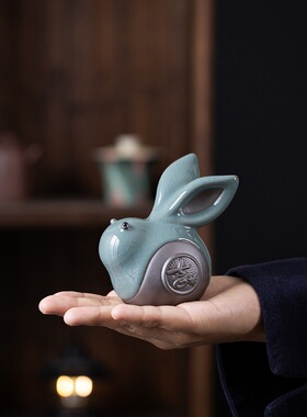 哥窑招财吉祥如意兔子摆件茶宠精品可养紫砂旺财创意茶玩家居摆件