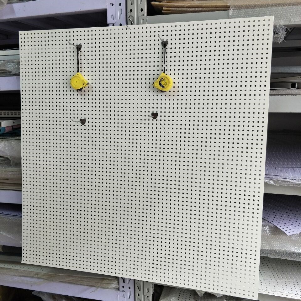 网板百货工业展架圆孔新款超市货架洞洞板挂钩穿孔板电钻直挂