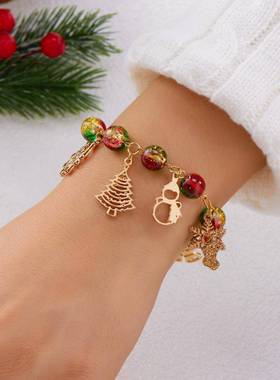 跨境欧美圣诞新款手链创意百搭圣诞树老人雪花吊坠爆花晶手串女