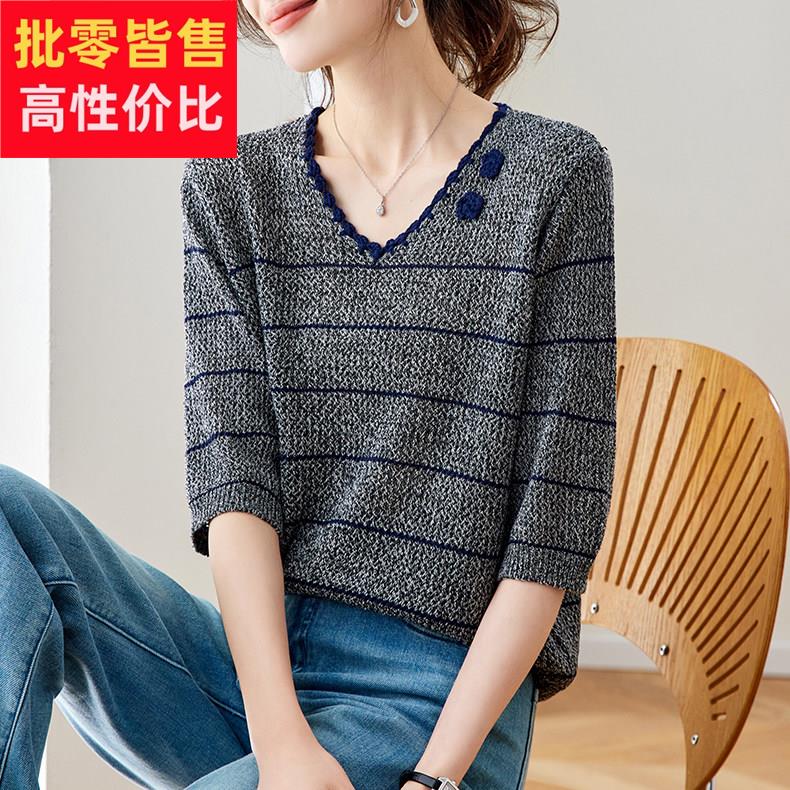 2026新款夏季七分袖短袖t恤女V领条纹薄款冰丝针织衫大码女装上衣