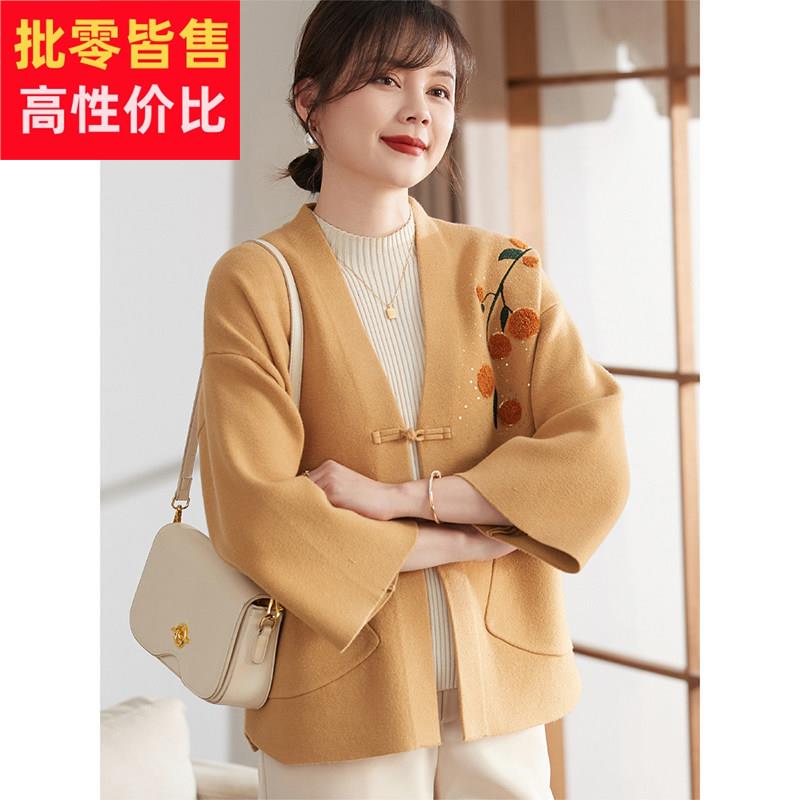 喜卉妈妈春装针织开衫两件套洋派50岁中老年女装春季短款毛衣外套
