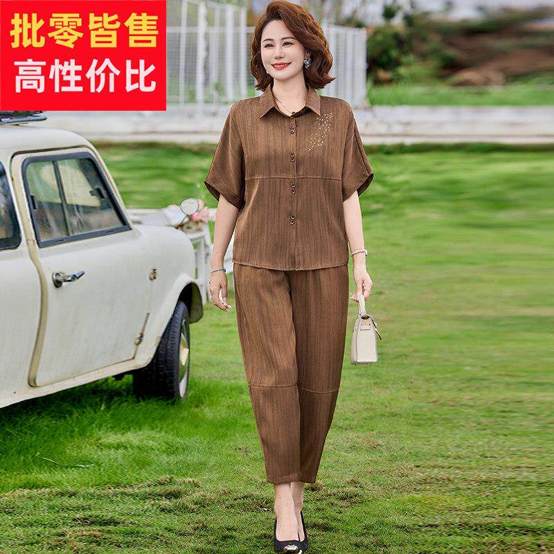 中老年妈妈宽松大码桑蚕丝短袖衬衫两件套阔太太夏装休闲真丝套装