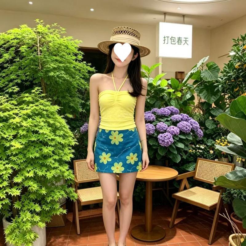款辣妹度假多巴胺抹胸背心短裙套装黄色夏季吊带花朵半身裙两件套