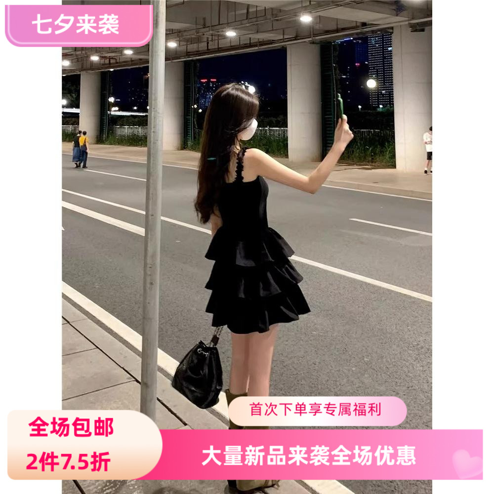 纯欲法式黑色吊带连衣裙女新款小个子高级感赫本风公主蓬蓬裙夏季
