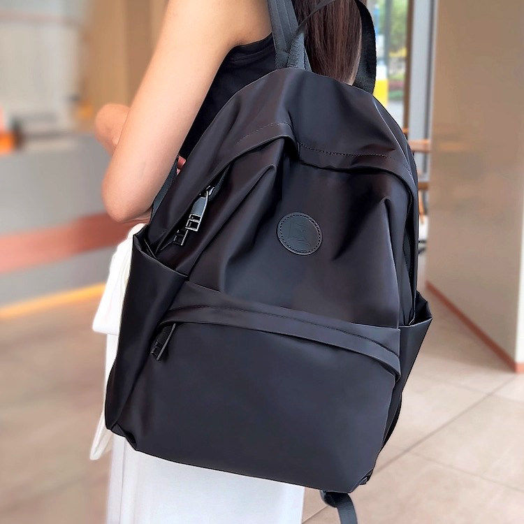 香港Beckeupth大容量牛津布双肩包女2025新款高级感轻便旅行背包